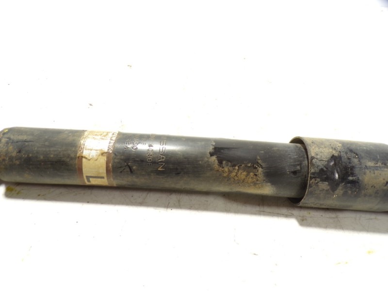 Recambio de amortiguador trasero izquierdo para nissan x-trail (t32) acenta 4x4 referencia OEM IAM E62104CB0E 562104CB0E 