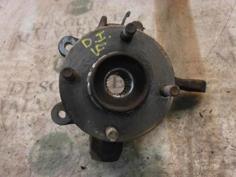 Recambio de mangueta delantera izquierda para ford fiesta (cbk) fun referencia OEM IAM   