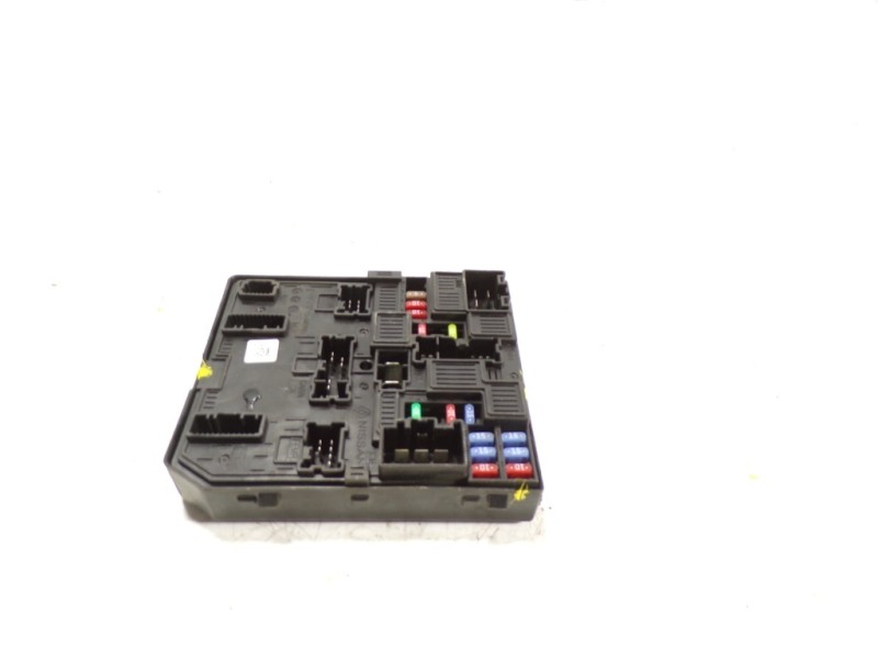 Recambio de caja reles / fusibles para nissan x-trail (t32) acenta 4x4 referencia OEM IAM 284B75NA0A 284B75NA0A 