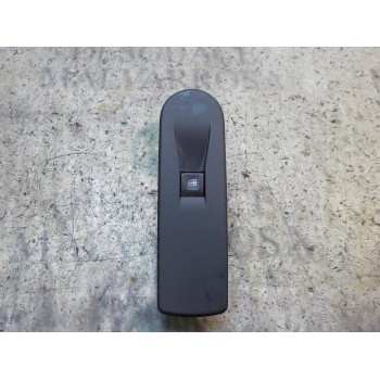 MANDO ELEVALUNAS DELANTERO DERECHO 254218614R 