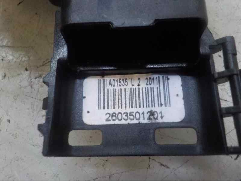 Recambio de cerradura puerta delantera derecha para peugeot partner kombi 1.6 16v hdi fap referencia OEM IAM   