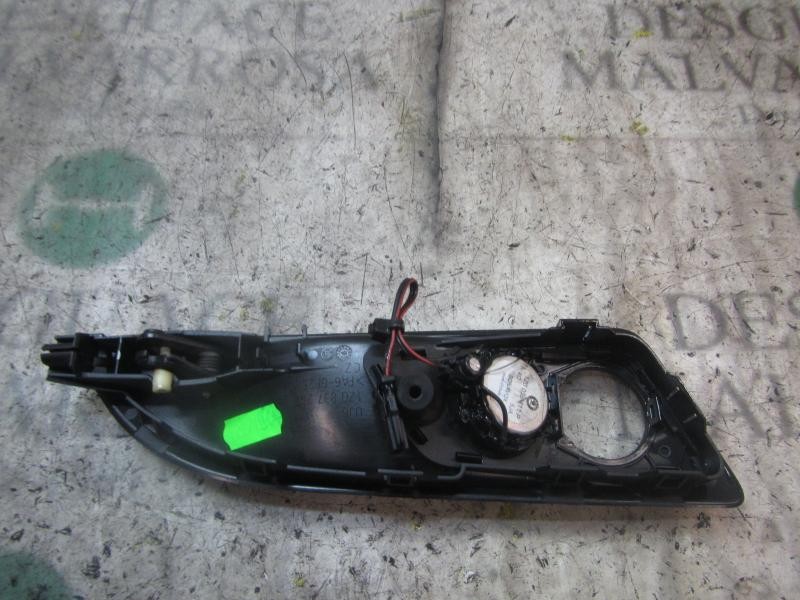 Recambio de maneta interior delantera izquierda para skoda octavia berlina (1z3) active referencia OEM IAM 1Z0837221739  