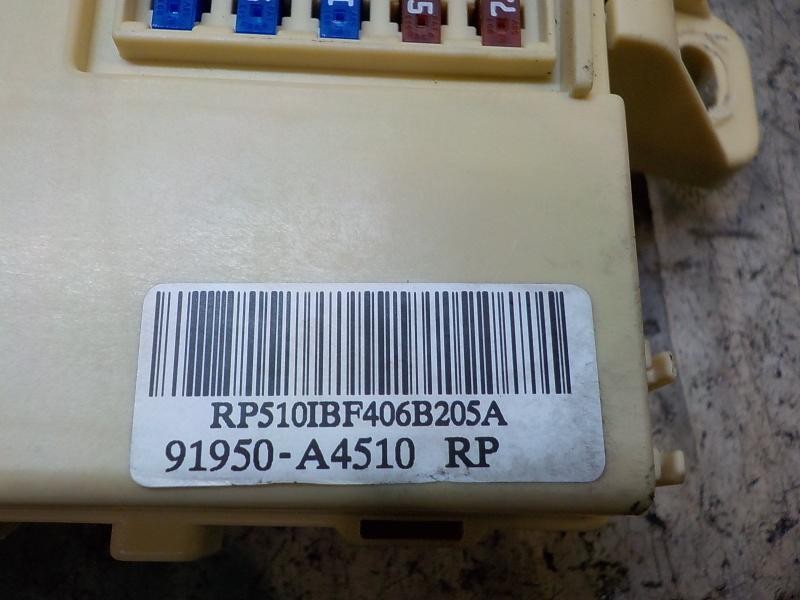 Recambio de caja reles / fusibles para kia carens ( ) 1.7 crdi cat referencia OEM IAM 91950A4510 91950A4510 