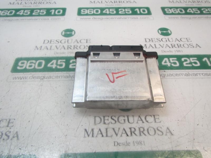 Recambio de centralita motor uce para seat arona style referencia OEM IAM 04C906026BK 04C907309AT 0261S17501