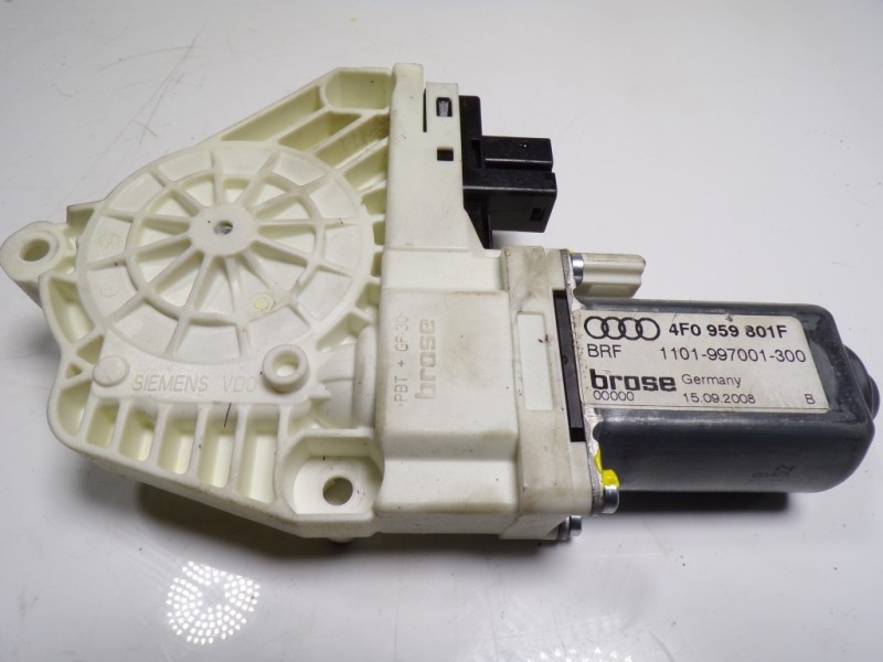 Recambio de motor elevalunas trasero izquierdo para audi a6 berlina (4f2) 3.0 tdi quattro referencia OEM IAM 4F0959801F 4F095980