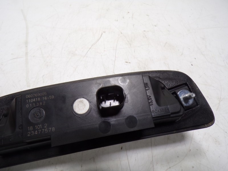 Recambio de maneta porton para opel crossland x 1.2 referencia OEM IAM 23477578 23477578 