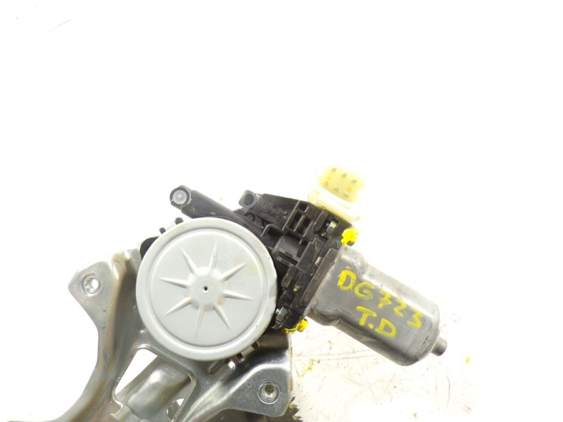 Recambio de elevalunas trasero derecho para nissan x-trail (t32) acenta 4x4 referencia OEM IAM 827206FR0A 827301BA0 2621004650