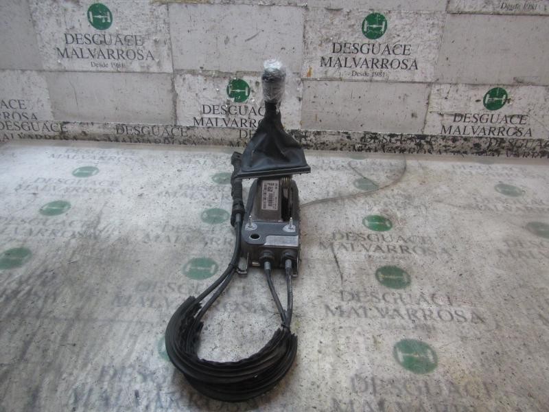 Recambio de palanca cambio para skoda octavia berlina (1z3) active referencia OEM IAM 1K0711050A  
