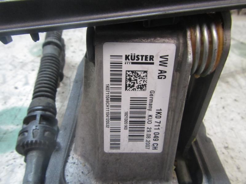 Recambio de palanca cambio para skoda octavia berlina (1z3) active referencia OEM IAM 1K0711050A  