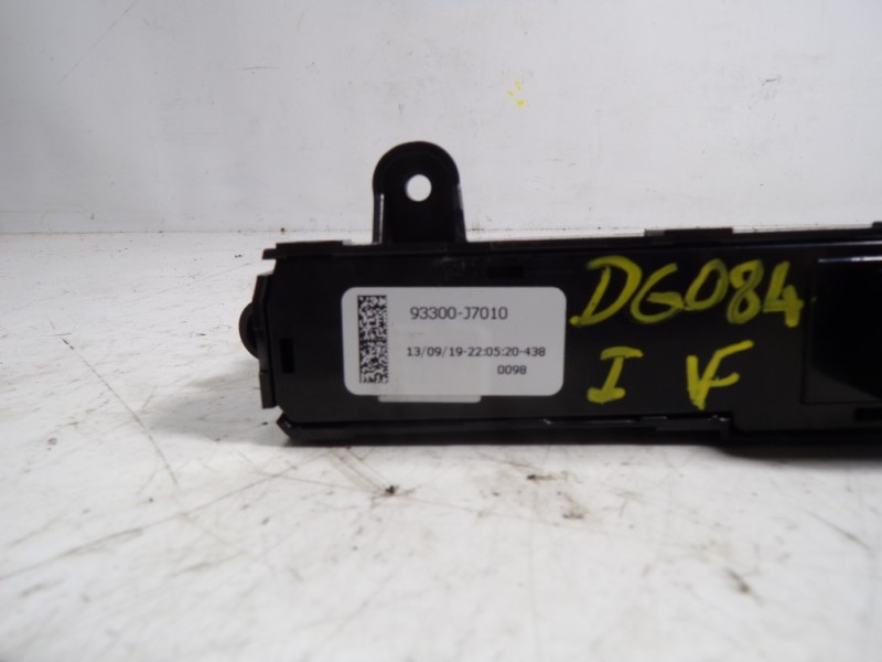 Recambio de modulo electronico para kia xceed 1.4 tgdi cat referencia OEM IAM 93300J7010 93300J7010 