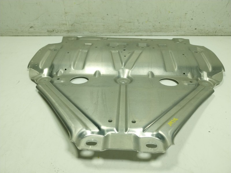 Recambio de cubrecarter para bmw 4 descapotable (g23, g83) m 440 i mild-hybrid xdrive referencia OEM IAM 31106882324 31106882324