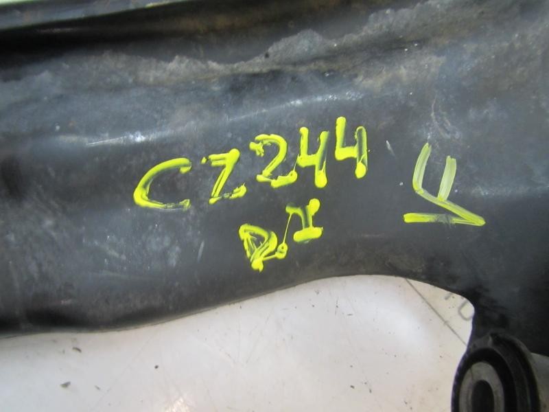 Recambio de brazo suspension inferior delantero izquierdo para renault kangoo 1.5 dci diesel referencia OEM IAM   