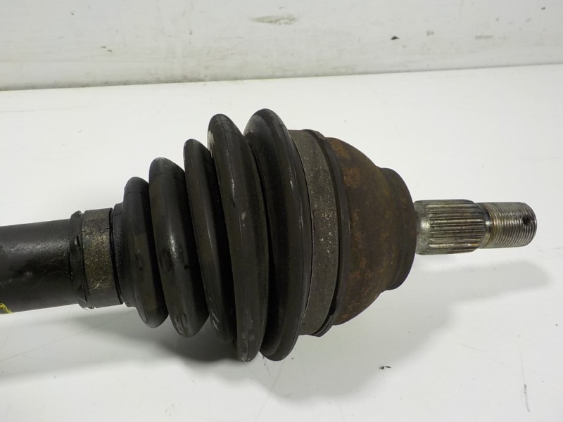 Recambio de transmision derecha para peugeot rcz 1.6 16v turbo referencia OEM IAM 3273XK 9687853380 