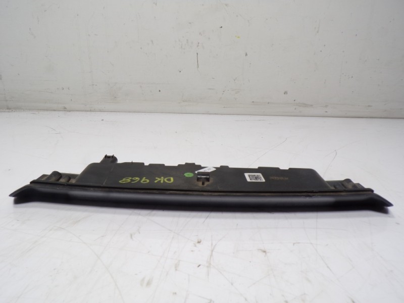 Recambio de piloto trasero central para opel crossland x 1.2 referencia OEM IAM 39037080 39037080 