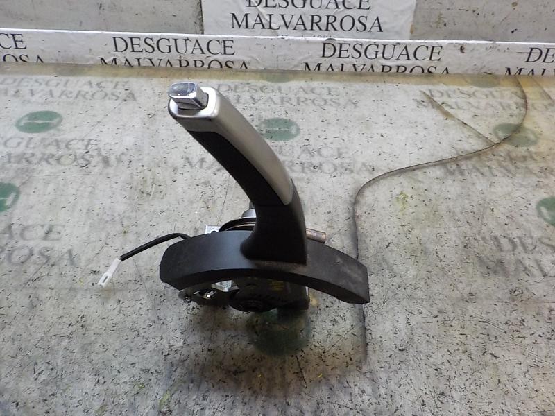 Recambio de palanca freno de mano para chevrolet epica 2.0 diesel cat referencia OEM IAM 95209254  