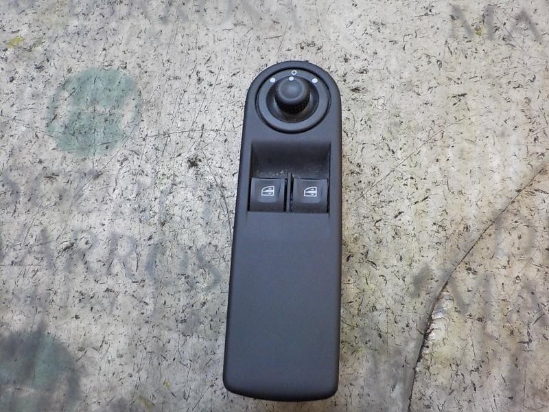 Recambio de mando elevalunas delantero izquierdo para renault clio iv 0.9 referencia OEM IAM 254118722R  