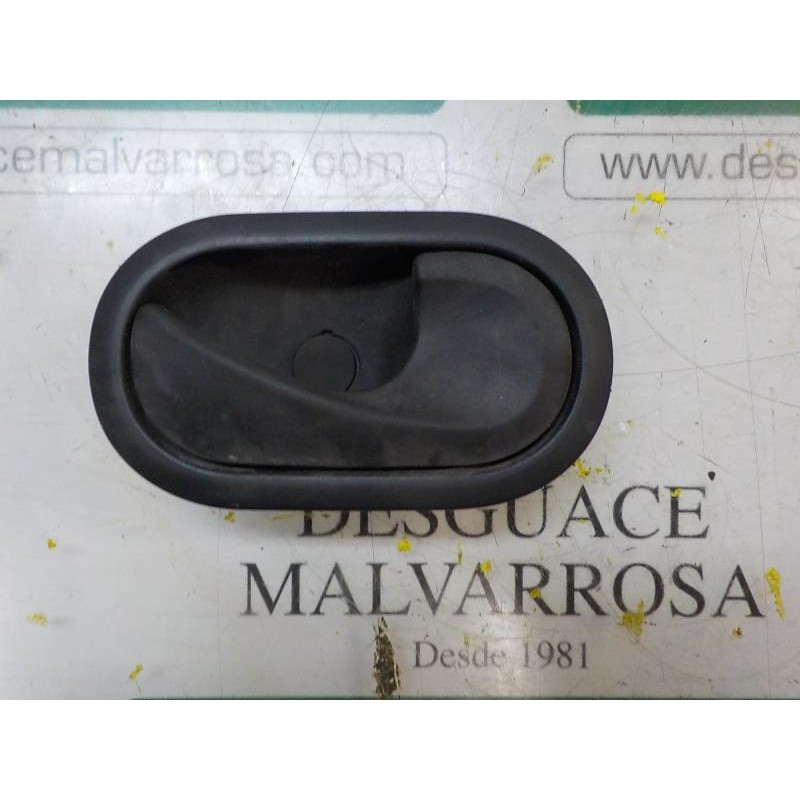 Recambio de maneta interior delantera derecha para renault kangoo 1.5 dci diesel referencia OEM IAM   