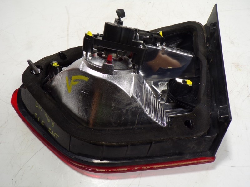 Recambio de piloto trasero izquierdo interior para opel crossland x 1.2 referencia OEM IAM 39137523  