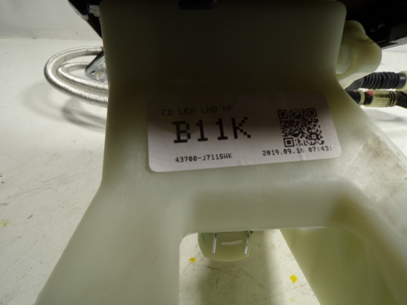 Recambio de palanca cambio para kia xceed 1.4 tgdi cat referencia OEM IAM 43700J7115WK 43700J7115WK 