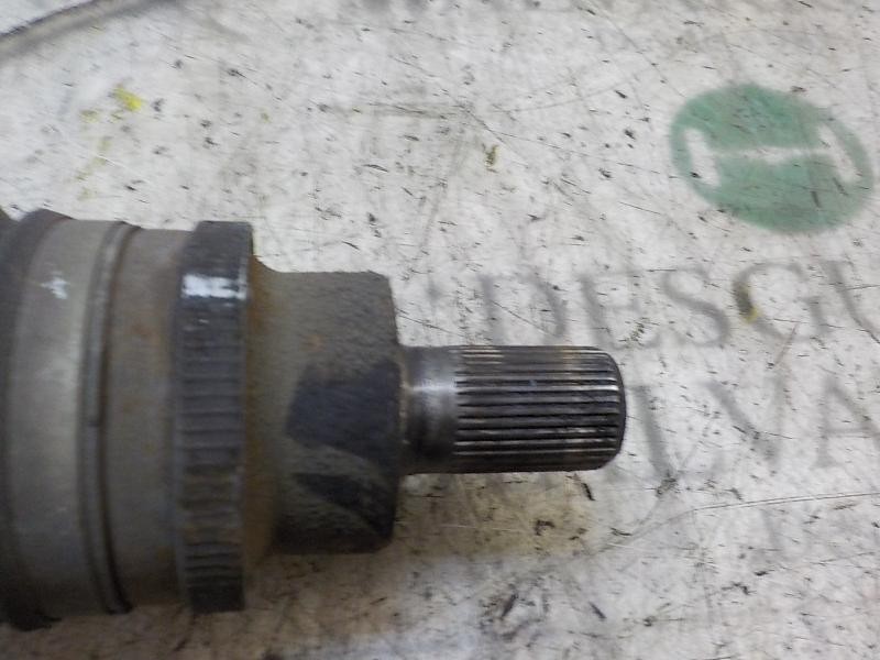 Recambio de transmision trasera izquierda para volvo xc70 2.4 diesel cat referencia OEM IAM 36000931  