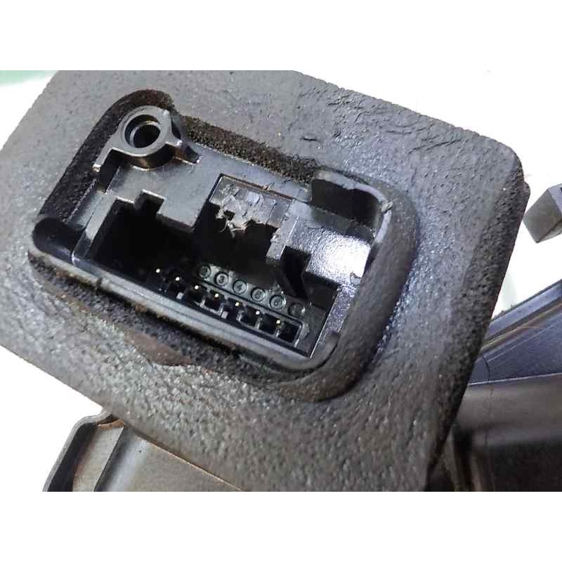 Recambio de cerradura puerta trasera izquierda para volkswagen golf vii lim. 1.6 tdi dpf referencia OEM IAM   