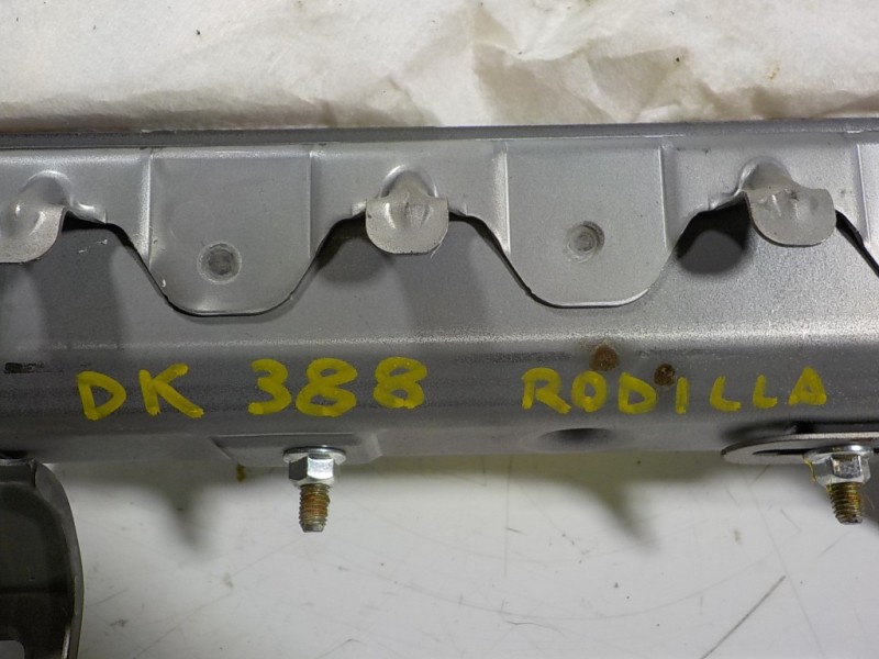 Recambio de airbag lateral delantero izquierdo para toyota yaris 1.0 cat referencia OEM IAM 739000D031C0 TG10D01003 