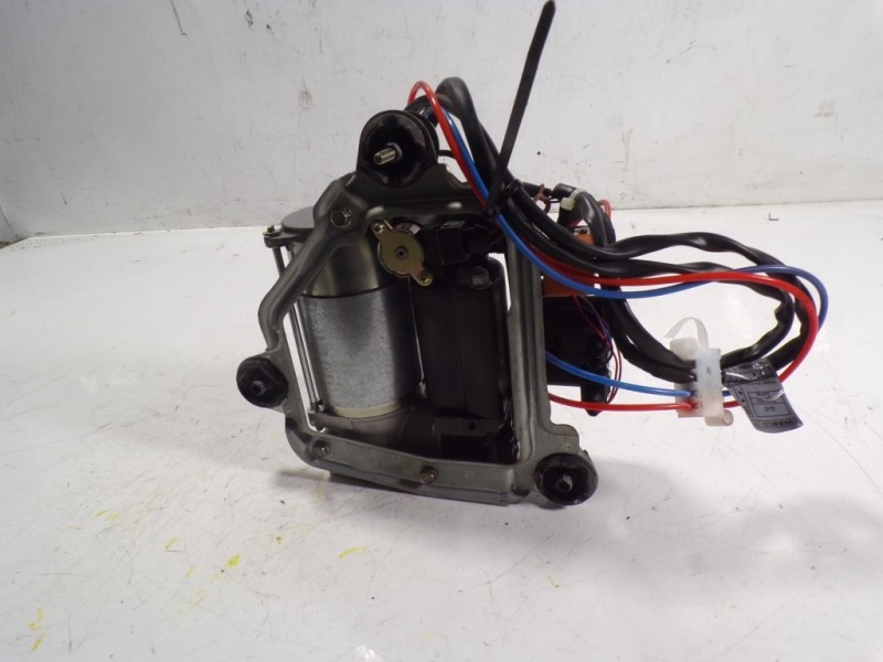 Recambio de bomba suspension para bmw x5 (e53) 4.6is automático referencia OEM IAM 37226787616 1082099 4430200111