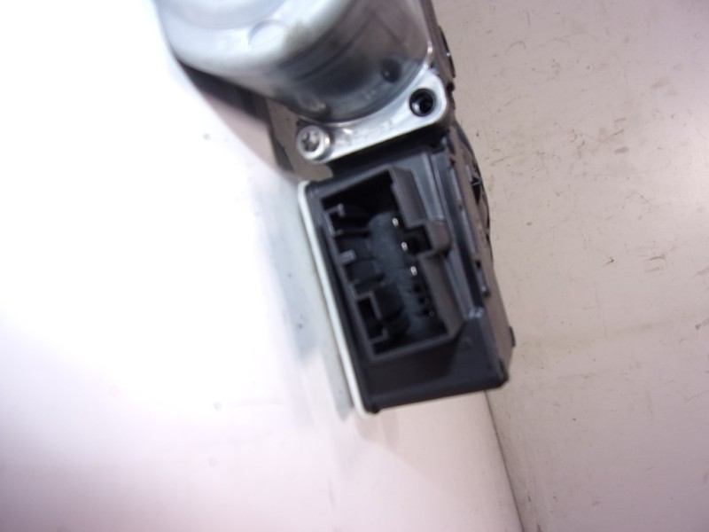 Recambio de motor elevalunas trasero izquierdo para volkswagen taigo 1.0 tsi referencia OEM IAM 5Q0959407D 5Q0959407D 