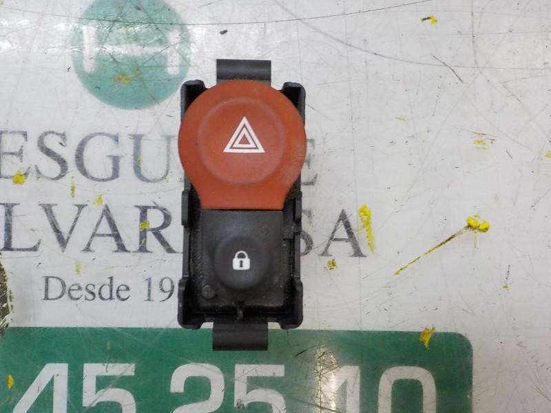 Recambio de warning para renault kangoo 1.5 dci diesel referencia OEM IAM   
