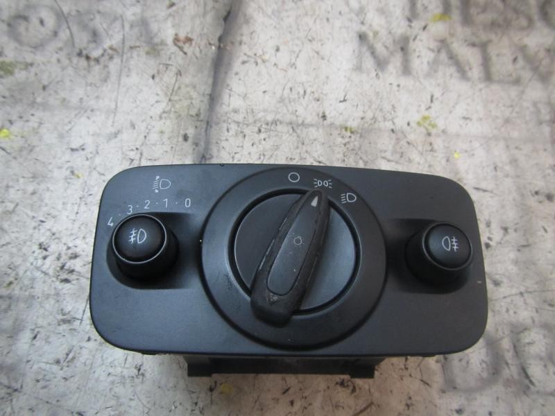 Recambio de mando luces para ford fiesta (cb1) ambiente referencia OEM IAM 1515202  