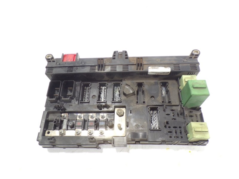 Recambio de caja reles / fusibles para bmw x5 (e53) 4.6is automático referencia OEM IAM 61138384525  
