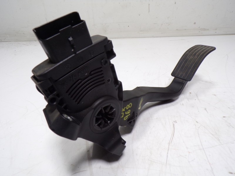 Recambio de potenciometro pedal para opel crossland x 1.2 referencia OEM IAM 3637657 6PV00994961 