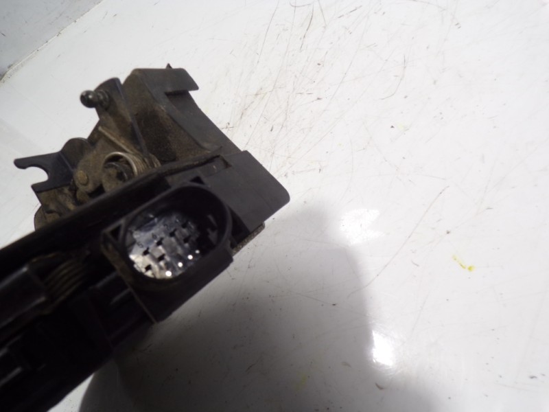 Recambio de cerradura puerta trasera izquierda para bmw x5 (e53) 4.6is automático referencia OEM IAM 51228402601 8402601 