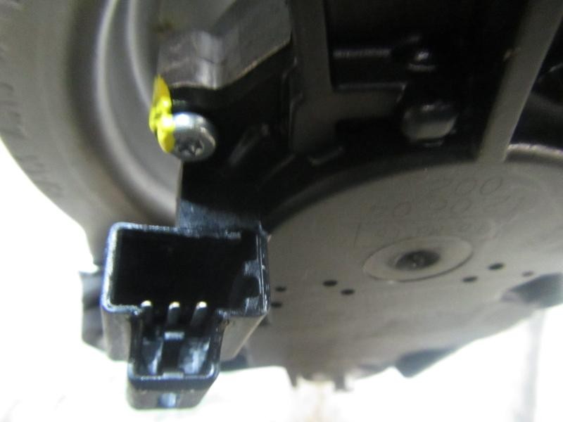 Recambio de motor limpia trasero para ford fiesta (cb1) ambiente referencia OEM IAM 1774291 8A61A17K441AD 0390207215