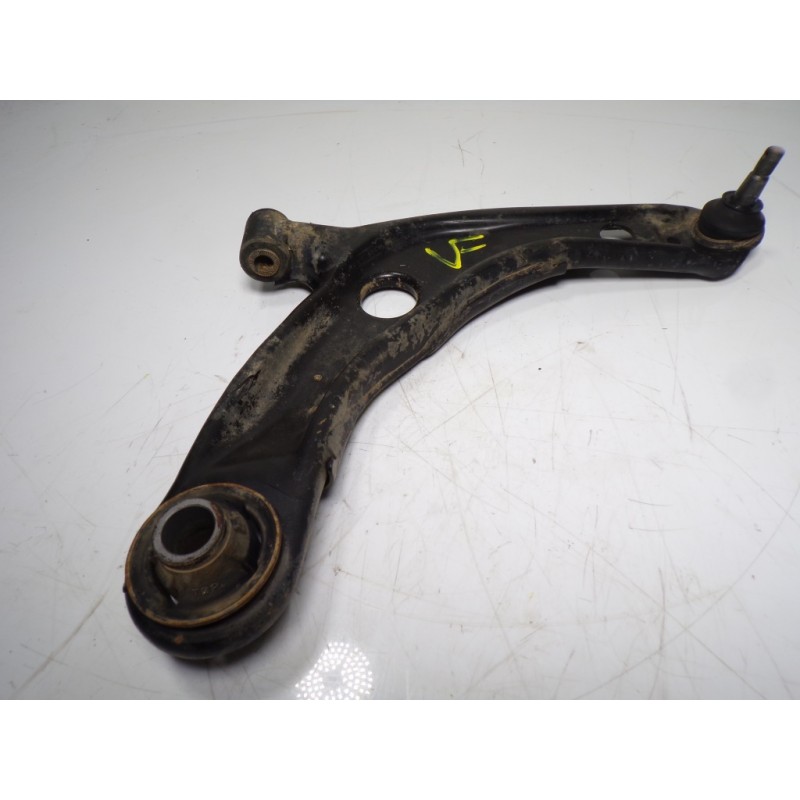 Recambio de brazo suspension inferior delantero derecho para toyota yaris 1.0 cat referencia OEM IAM 4806809150  