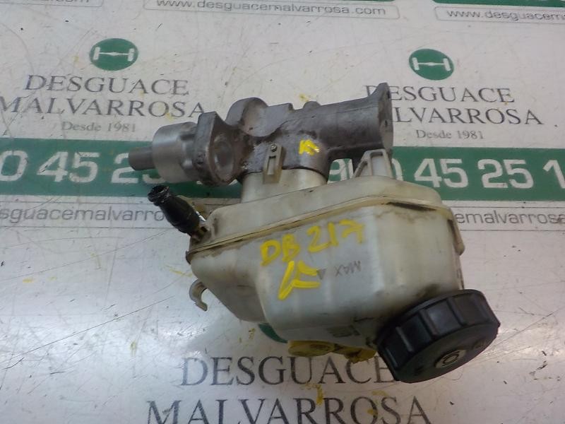 Recambio de bomba freno para opel insignia berlina sport referencia OEM IAM 13286445  