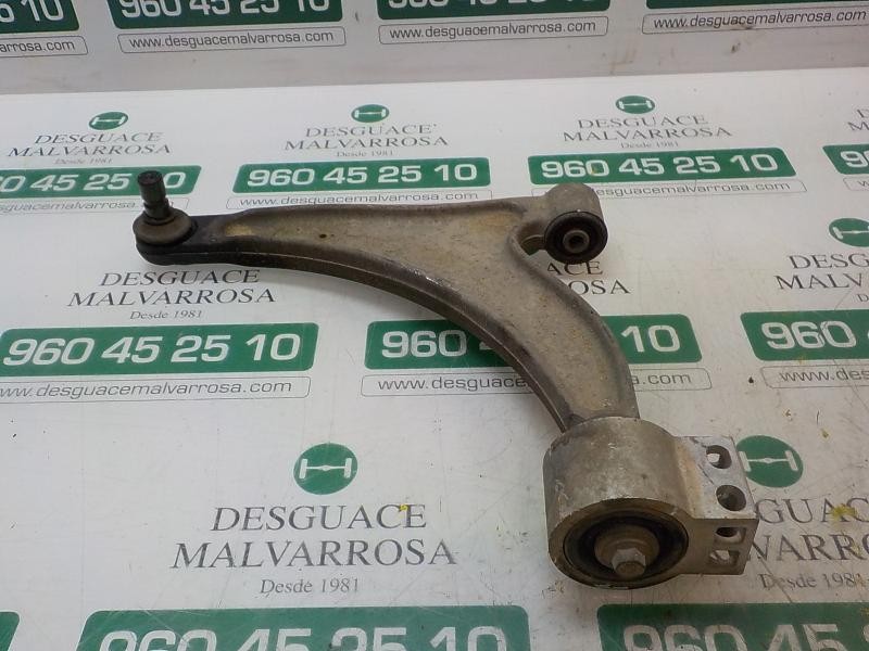 Recambio de brazo suspension inferior delantero izquierdo para opel insignia berlina sport referencia OEM IAM 22792990  