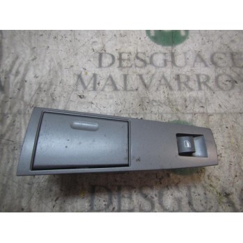 MANDO ELEVALUNAS TRASERO DERECHO 61318379597 8379591 