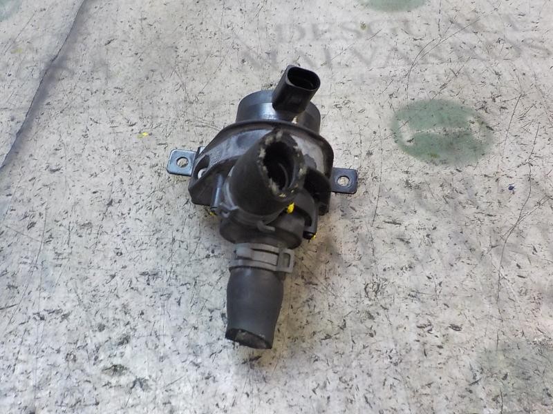 Recambio de bomba agua para volkswagen polo (6r1) advance referencia OEM IAM 037906283C  