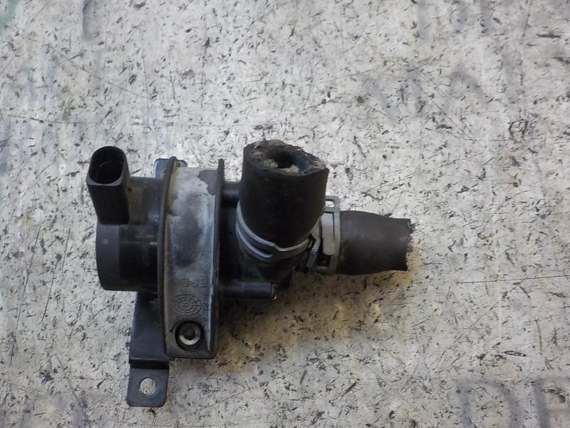 Recambio de bomba agua para volkswagen polo (6r1) advance referencia OEM IAM 037906283C  