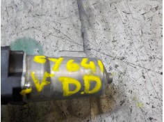 Recambio de motor elevalunas delantero derecho para kia carens ( ) 1.7 crdi cat referencia OEM IAM 82460A4000   2