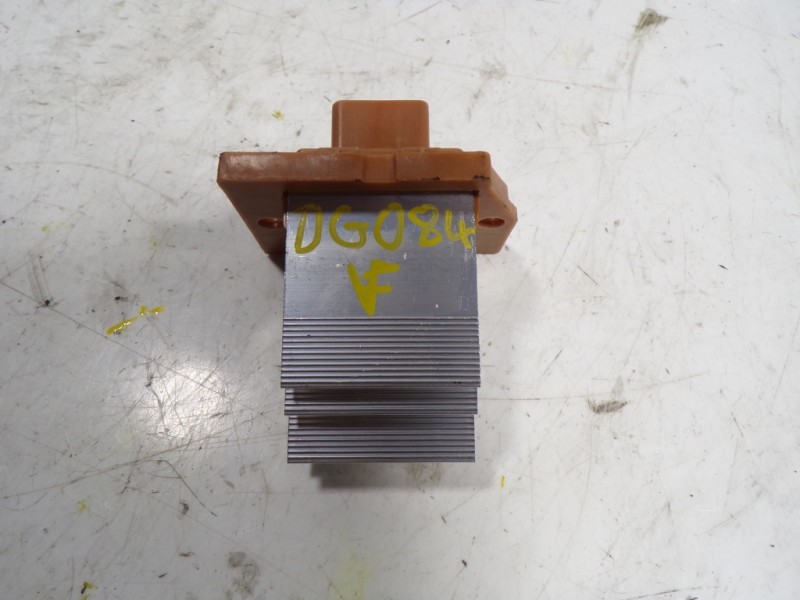 Recambio de resistencia calefaccion para kia xceed 1.4 tgdi cat referencia OEM IAM 97128A5000  