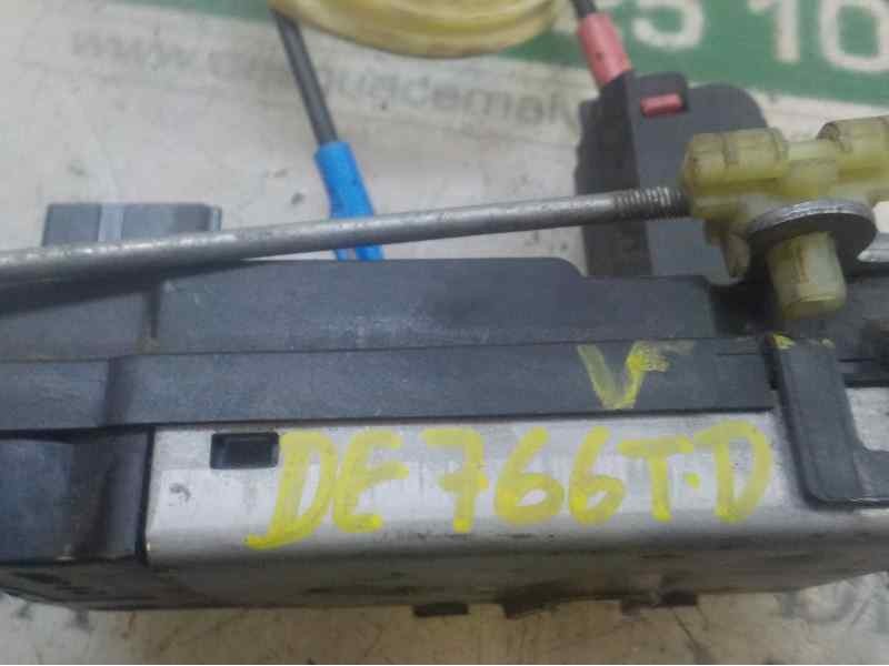 Recambio de cerradura puerta trasera derecha para opel zafira b 1.9 cdti referencia OEM IAM   