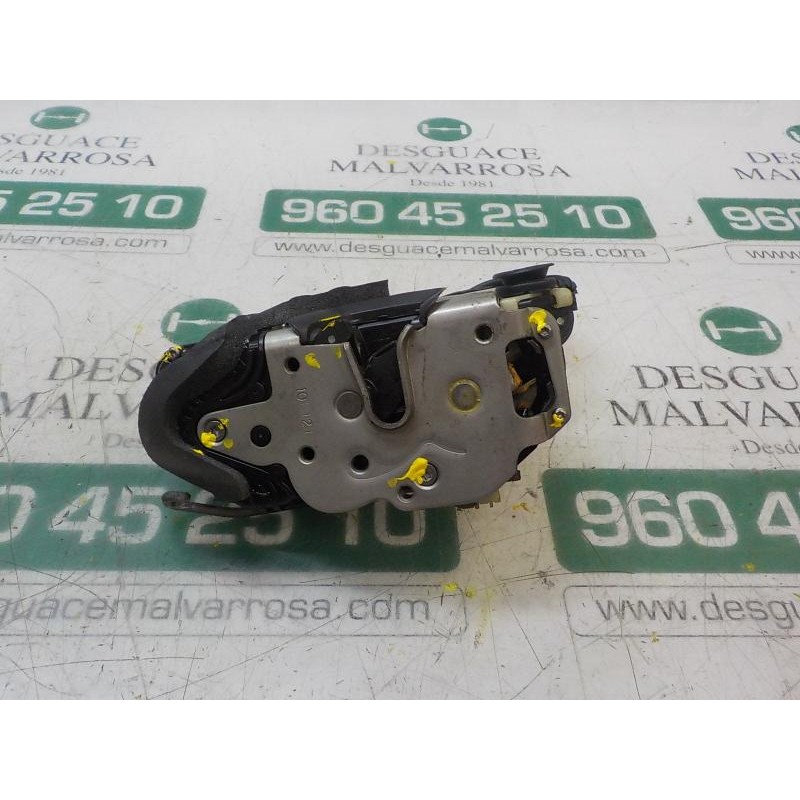 Recambio de cerradura puerta trasera izquierda para opel insignia berlina sport referencia OEM IAM 13503807 13503807 