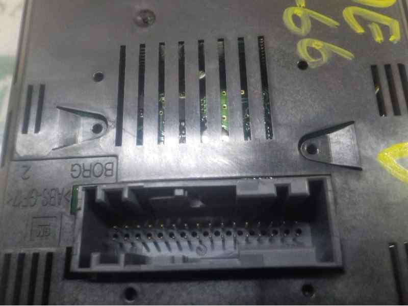 Recambio de pantalla multifuncion para opel zafira b 1.9 cdti referencia OEM IAM   
