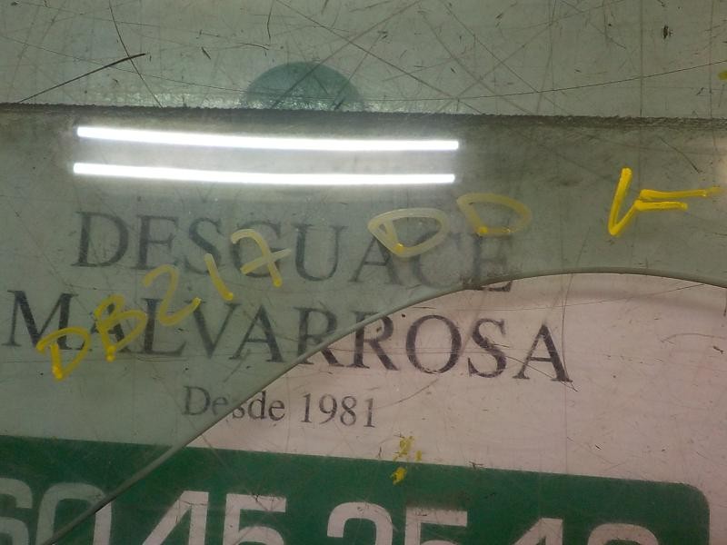 Recambio de cristal puerta delantero derecho para opel insignia berlina sport referencia OEM IAM 13227827  