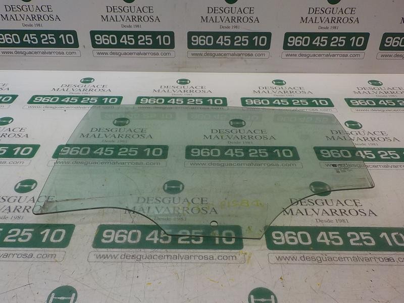 Recambio de cristal puerta trasero izquierdo para opel insignia berlina sport referencia OEM IAM 13311982  