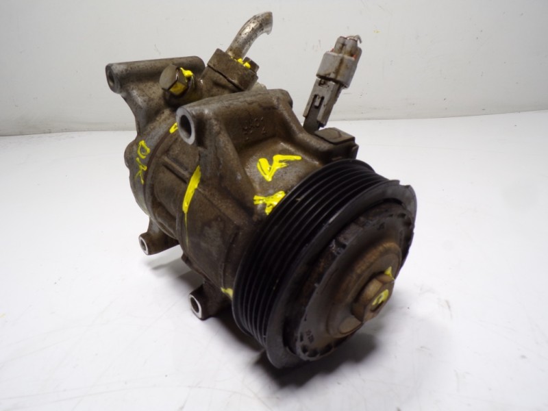 Recambio de compresor aire acondicionado para toyota yaris 1.0 cat referencia OEM IAM 883100D380 GE2604627 