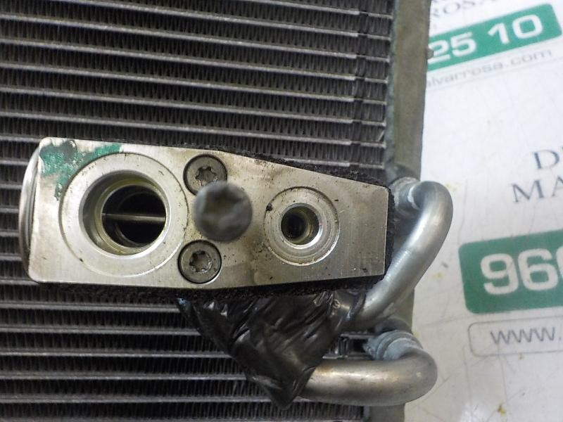 Recambio de evaporador aire acondicionado para opel insignia berlina sport referencia OEM IAM 13339086  