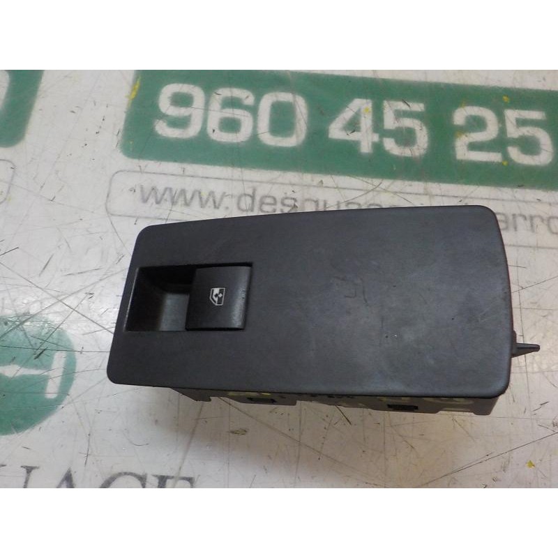 Recambio de mando elevalunas delantero derecho para opel insignia berlina sport referencia OEM IAM 13301886 13301886 